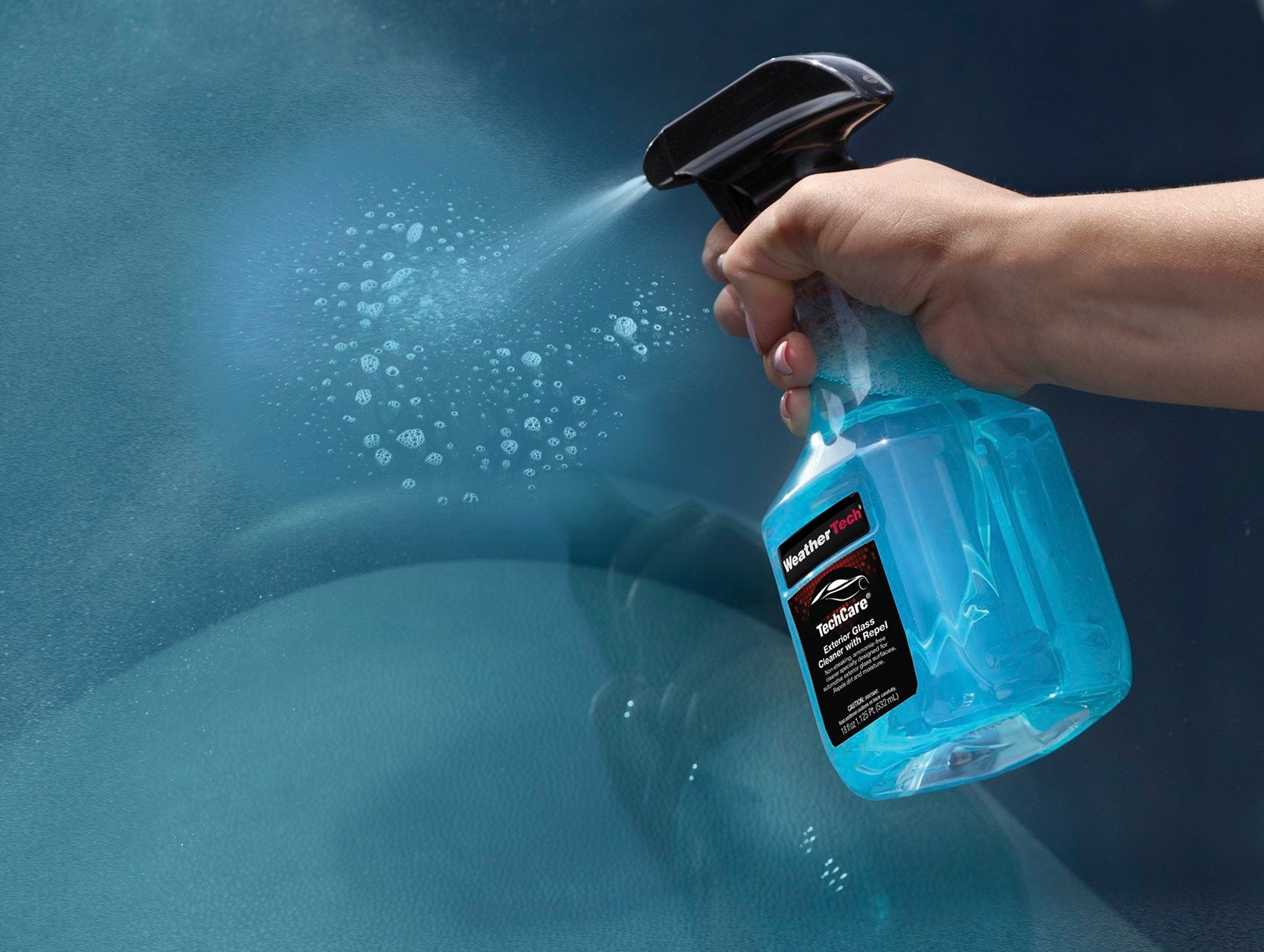 TechCare Exterior Glass Cleaner with Advanced Water Repellency - supremeseatcovers