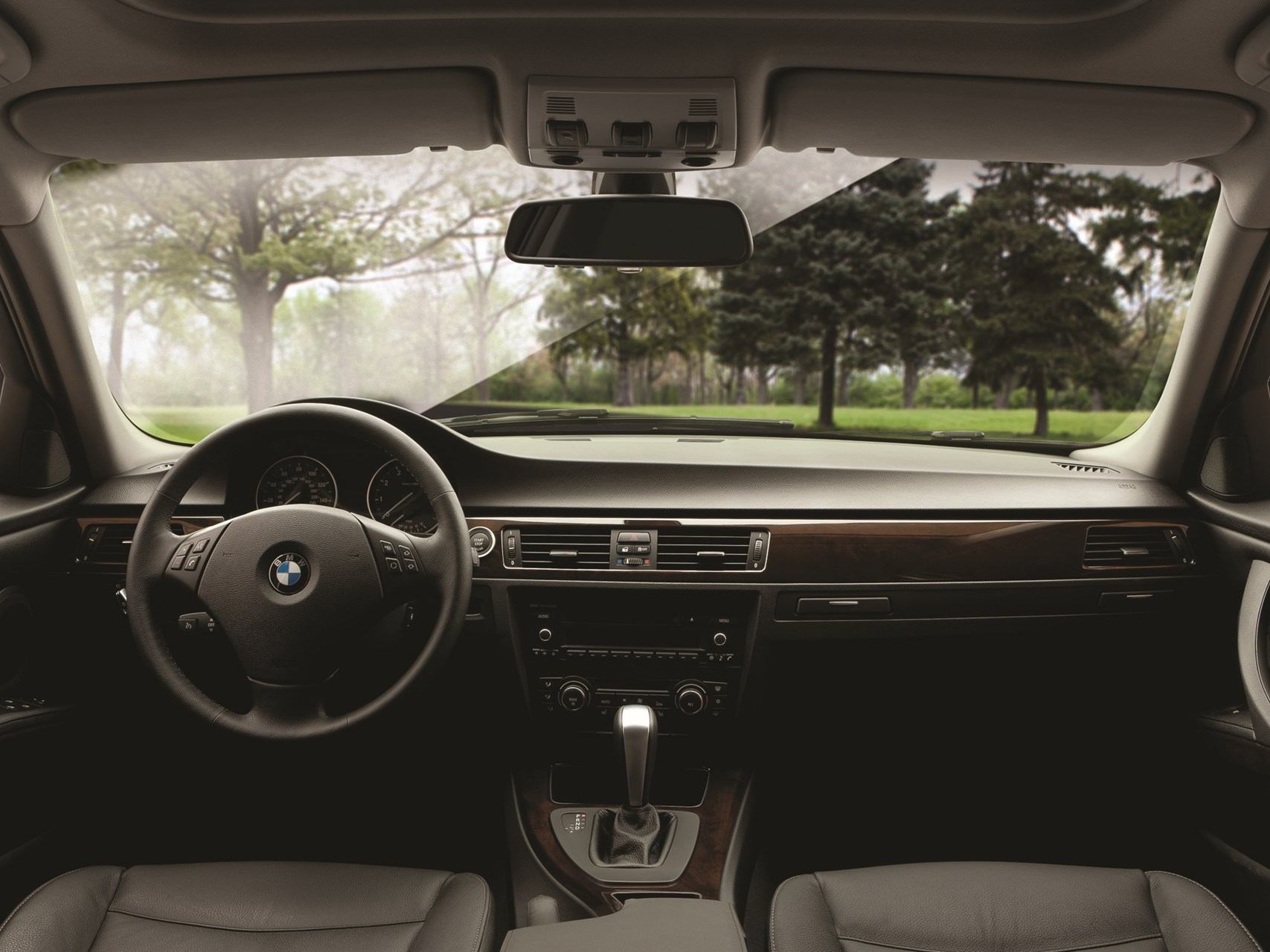 TechCare Interior Glass Cleaner with Anti Fog - supremeseatcovers