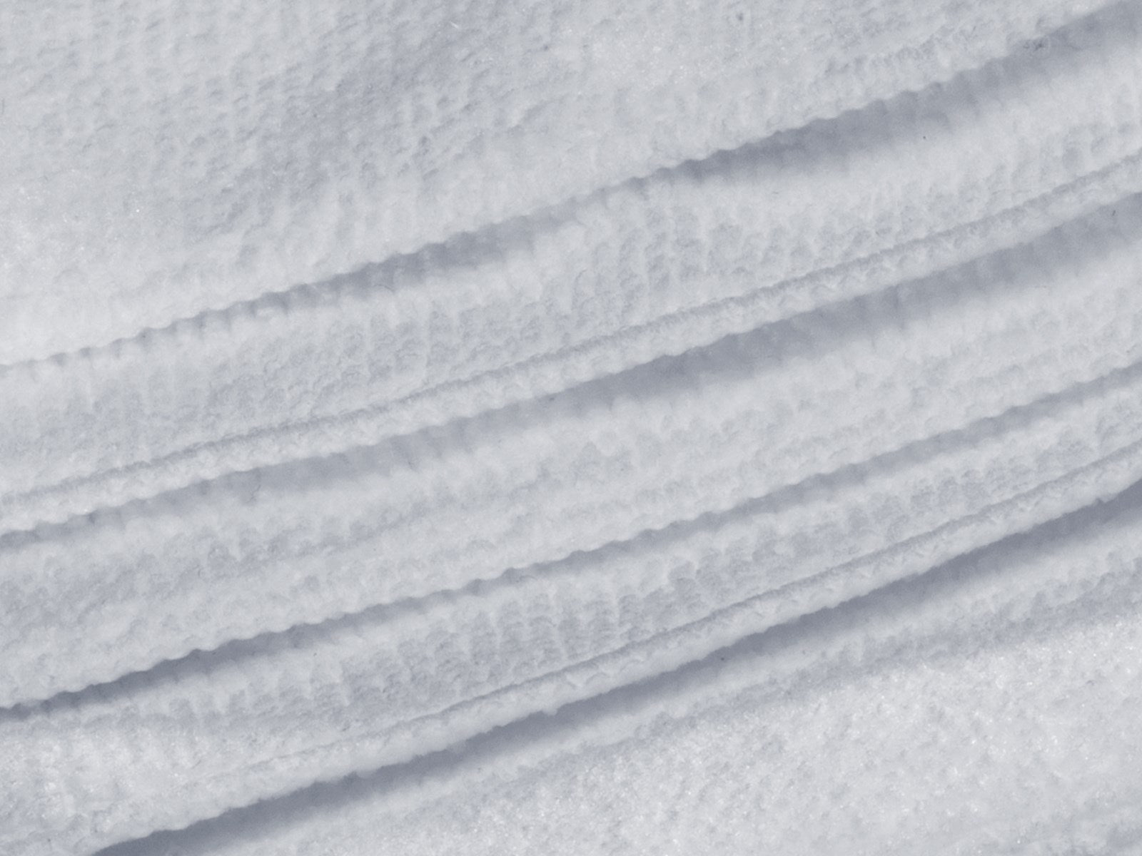 TechCare Super White Microfiber Cleaning Cloth - supremeseatcovers
