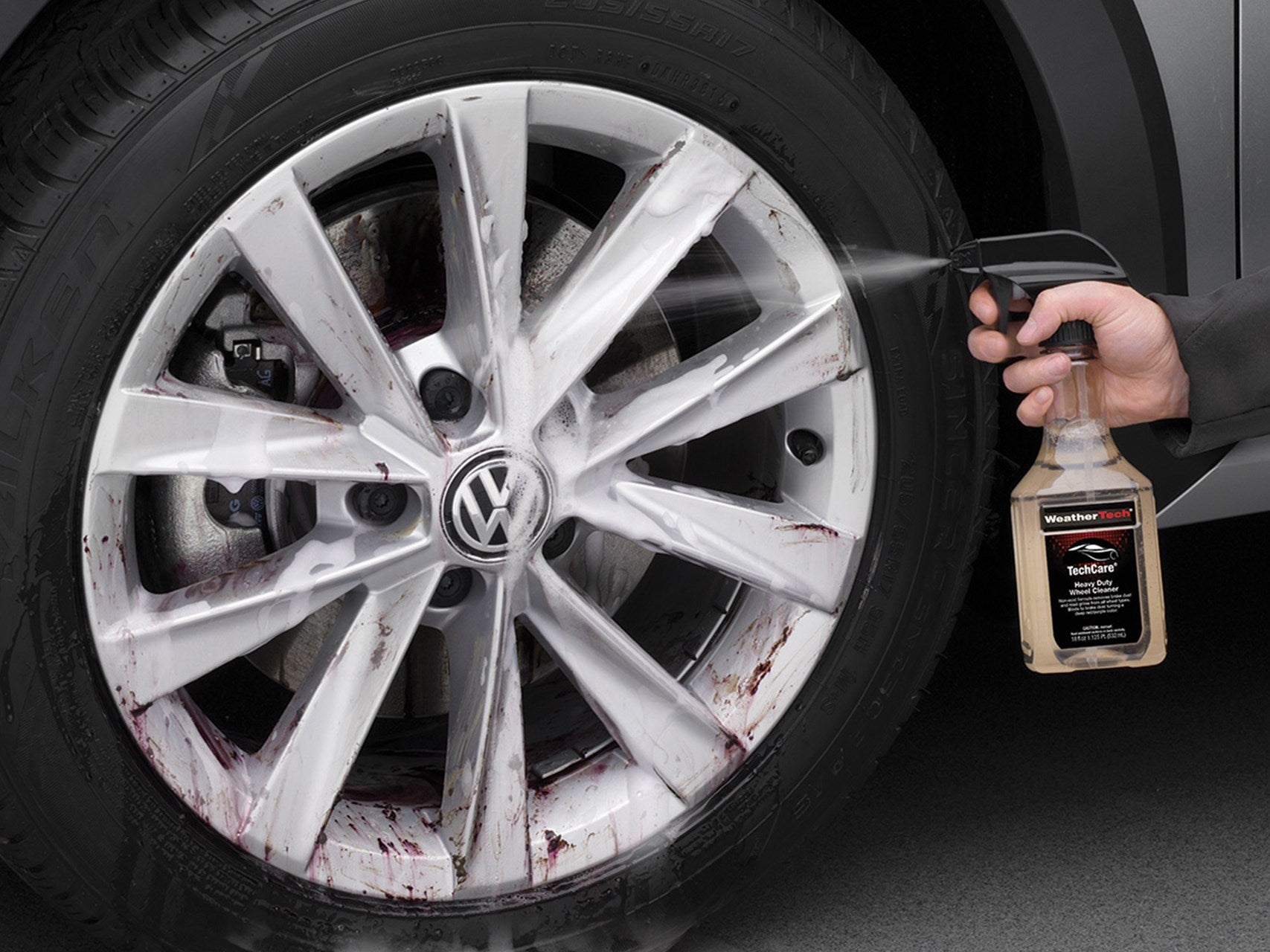TechCare Heavy Duty Wheel Cleaner - supremeseatcovers