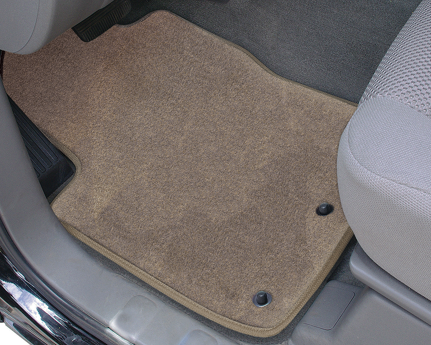 Premium Floor Mats for Ultimate Vehicle Protection - supremeseatcovers